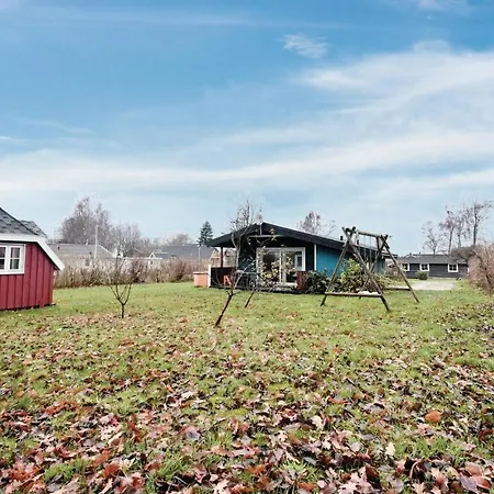 Holiday home Stunning In Brenderup Fyn With Wifi *